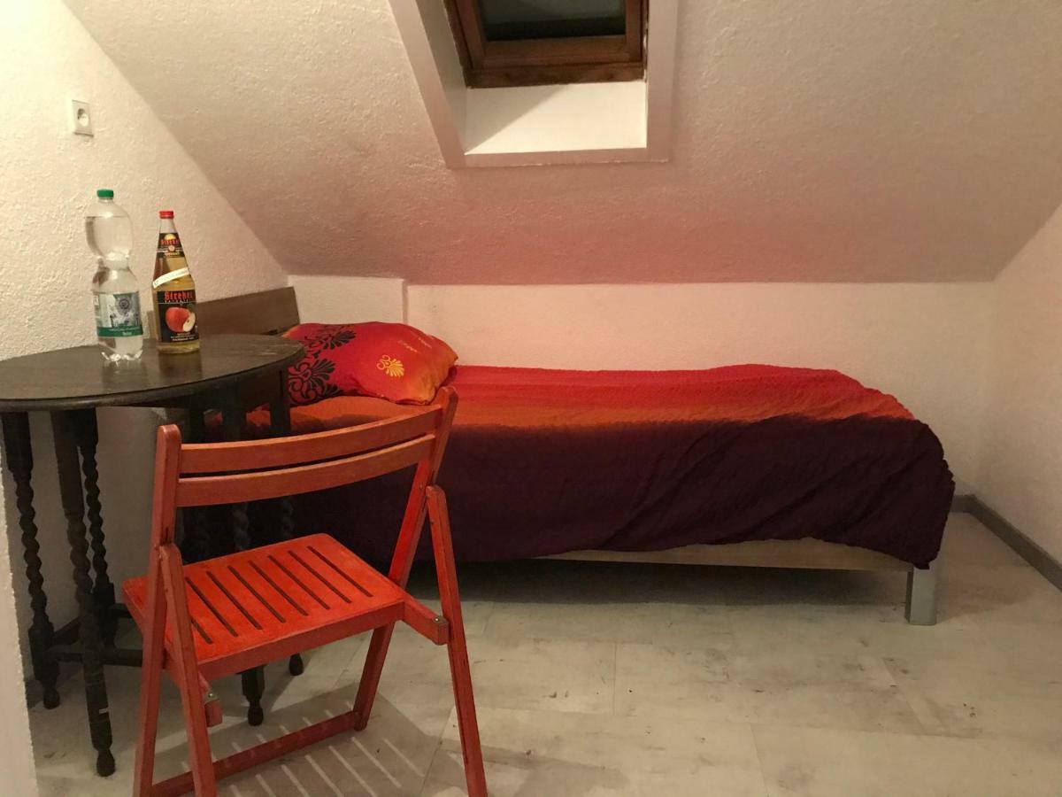 Cozy Room In Ludwigsburg Eksteriør bilde